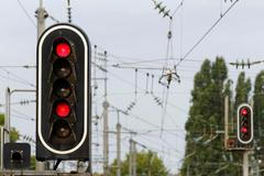 Francie stávky demonstrace železnice vlak koleje semafor nádraží