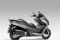 Skútr Honda NSS 300 Forza