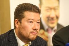 Tisková konference Tomia Okamury