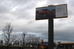 Škoda versus Hyundai billboardy