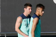 FC Barcelona (trénink, Neymar, Messi)
