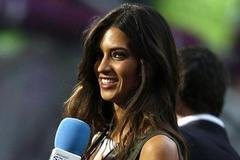 Sara Carbonerová, televizní komentátorka a přítelkyně Ikera Casillase