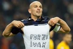 Esteban Cambiasso slaví gól Interu