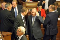 Sněmovna si volí vedení