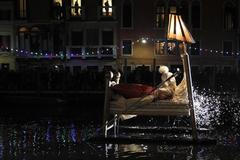 Fotogalerie: Tak vypadá příprava na karneval masek v Benátkách