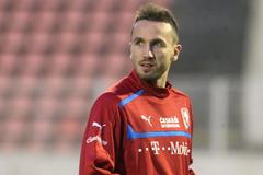 Český fotbalový reprezentant Tomáš Sivok na tréninku před přátelským utkáním se Slovenskem v listopadu 2012.