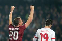 Fotbal, Sparta - Plzeň: Tomáš Zápotočný - Jan Kovařík