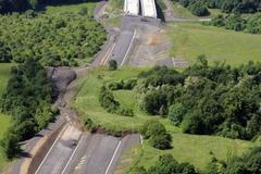 Sesuv na dálnici D8