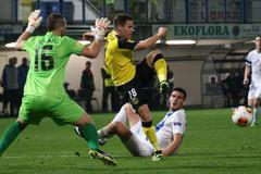 El, Liberec - FC Sevilla: Přemysl Kovář - Kevin Gameiro