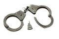 Kriminalita / Zatčení / Policejní pouta / Ilustrační snímek