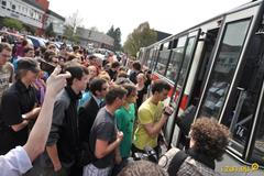 Rekord: 225 "zemědělců" v autobuse