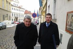 Dominik Duka u Zemana