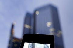 Euro Evropská centrální banka smartphone telefon