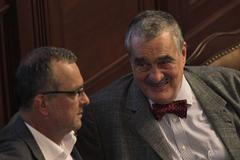 Miroslav Kalousek a Karel Schwarzenberg ve sněmovně