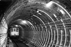 Metro - Praha - Ečs - tunel