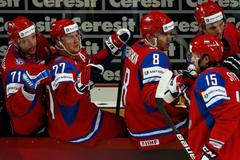 Rus Svitov se raduje z gólu do sítě Ameriky ve čtvrtfinále MS 2013