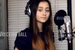 Miley Cyrus - Wrecking Ball (Cover by Jasmine Thompson)
