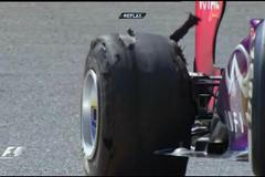 Formule 1,. VC Belgie 2013: Sebastian Vettel, Red Bull - prasklá pneumatika