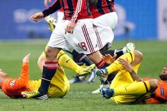 Liga mistrů, AC Milán - Barcelona: Lionel Messi a Daniel Alves