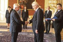 Prezident Miloš Zeman jmenoval premiérem Jiřího Rusnoka