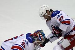 Hokej, Slavia - Lev Praha: Petri Vehanen a Jakub Nakládal