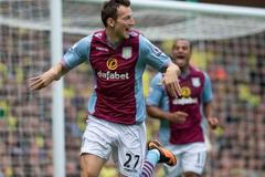 Libor Kozák (Aston Villa, gól, radost)