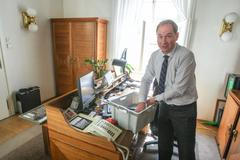 Poslanci se stěhují