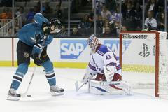 Tomáš Hertl v dresu San Jose Sharks