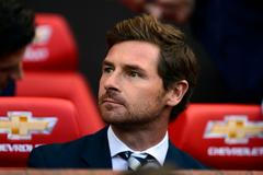 Fotbalový generální manažer Manchesteru United André Villas-Boas v 6. kole anglické Premier League s Tottenhamem Hottspur.