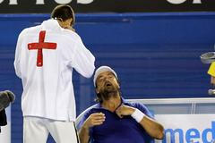 VIDEO Djokovič v roli zdravotníka. Prováděl resuscitaci