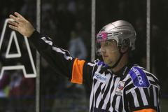 VIDEO Brutální krosček Aleše Pavlase na Rostislava Martynka