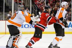 NHL, New Jersey Devils - Philadelphia Flyers: Patrik Eliáš - Ilja Bryzgalov a Nicklas Grossmann