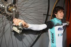 Zdeněk Bakala a Martina Sáblíková představili cyklistický tým Etixx-IHNED