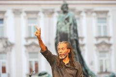 Česká fiharmonie a Bobby McFerrin na Staroměstském náměstí