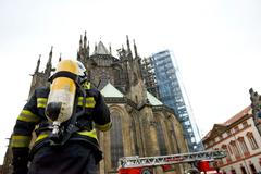 Nácvik požáru krovu Svatovítské katedrály