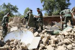 Záchranné práce po zemětřesení v Číně (Kan-su)