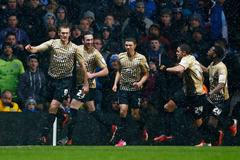 Radost fotbalistů Bradford City v utkání ligového poháru proti Aston Ville