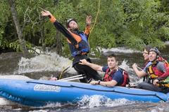 Povodeň červen 2013 - raft- vodáci - záchrana