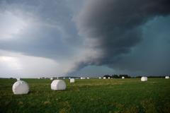 bouře přichází mrak