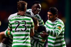 Tisková konference Neila Lennona