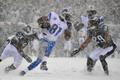 NFL (americký fotbal, sněhová nadílka, Detroit Lions, Philadelphia Eagles)