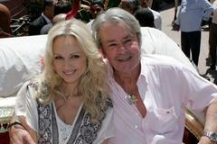 Adriana Sklenaříková a Alain Delon