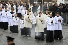 Hrad - katoličtí kněží