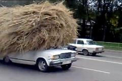 Ne pro články! Fotogalerie: Přetížení navzdory. Tak se v dopravě riskuje s nadměrnýn nákladem.