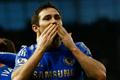 Fotbalista Chelsea Frank Lampard slaví branku do sítě Stoke City