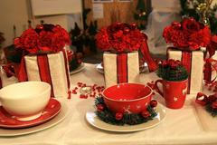 Vánoce - dárek - stůl - slavnost