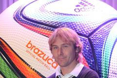 Představení míče pro MS 2014 (Nedvěd)