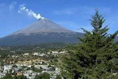 Sopka Popocatépetl chrlí
