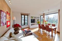 Jídelna obývací pokoj bydlení reality byt (Modřanský Háj)