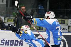 Hokej, extraliga, Plzeň - Slavia: Tomáš Vlasák a Vojtěch Mozík